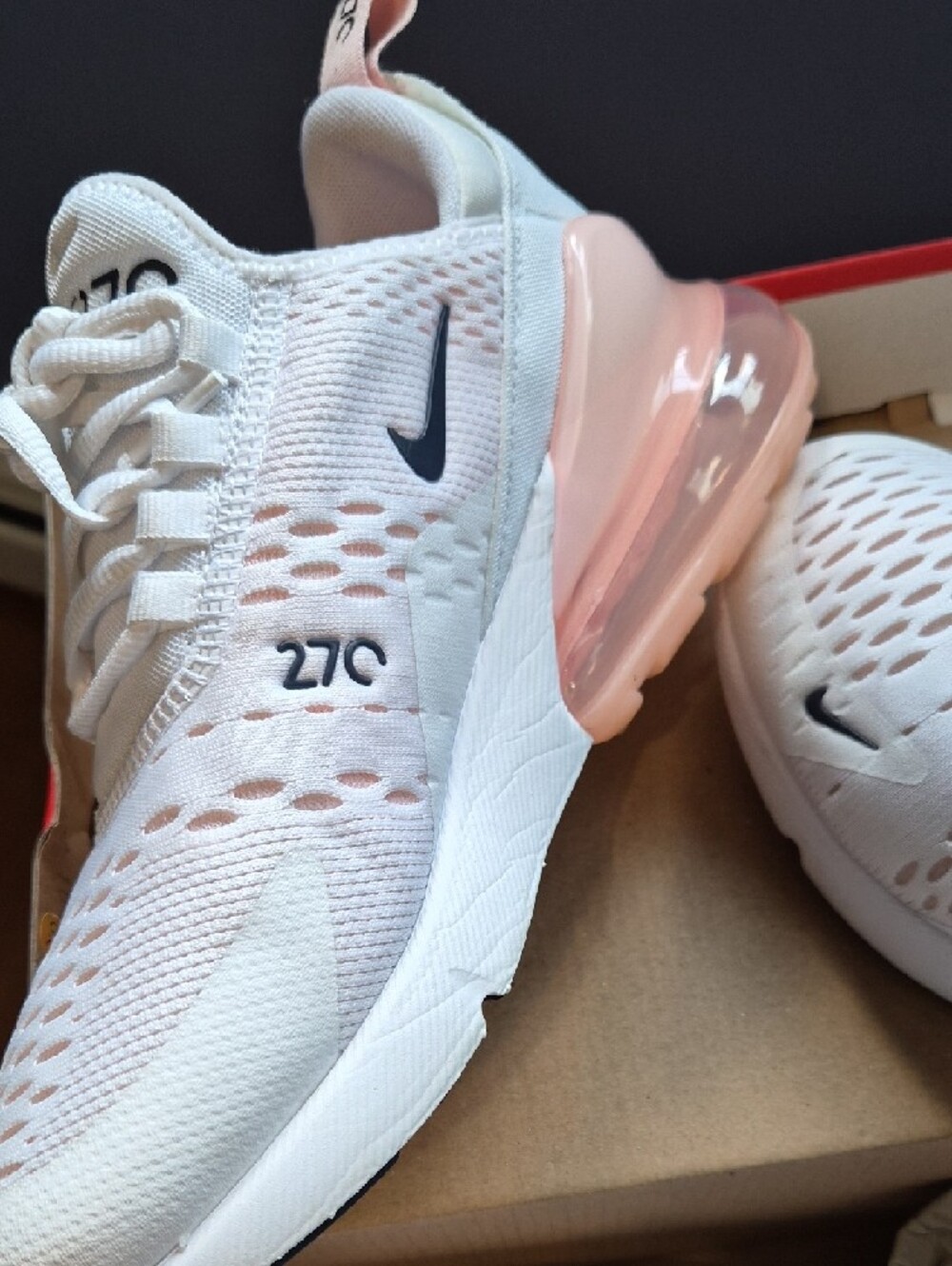 Nike Women’s Moto 2K Air270 White Sneakers with Pink Air Heel - Picture 11 of 12